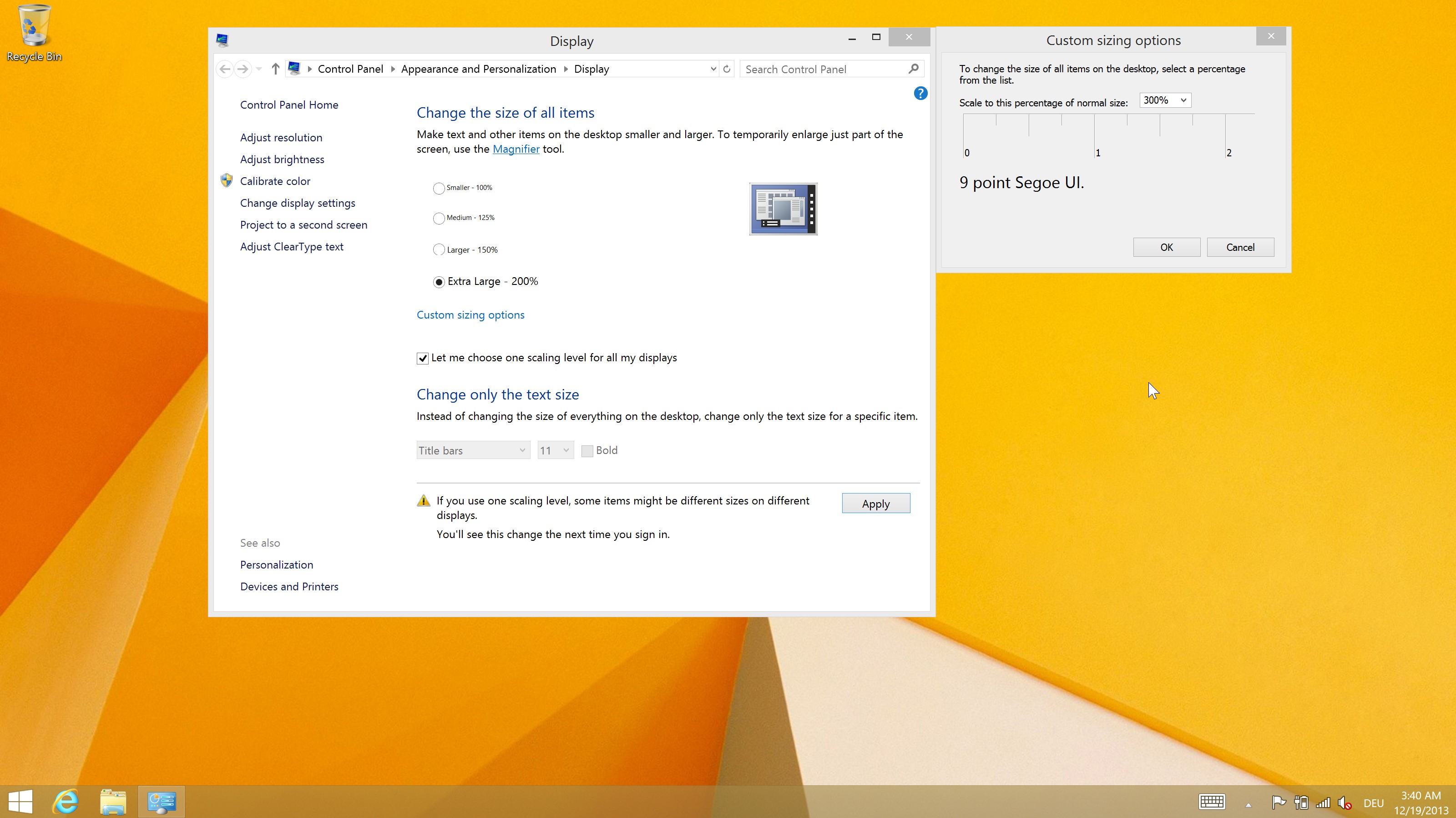Skalierung jenseits des Standards: Windows 8.1 erlaubt weitergehende Vergrößerung, aber die Einstellung ist ein wenig versteckt. Für die nachfolgenden Abbildungen skaliere ich mit 300 %.